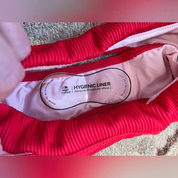 Cupshe Sensorial Spring Cut-Out Bikini Top & V-Waist Bottoms Set NWT - Picture 6 of 16